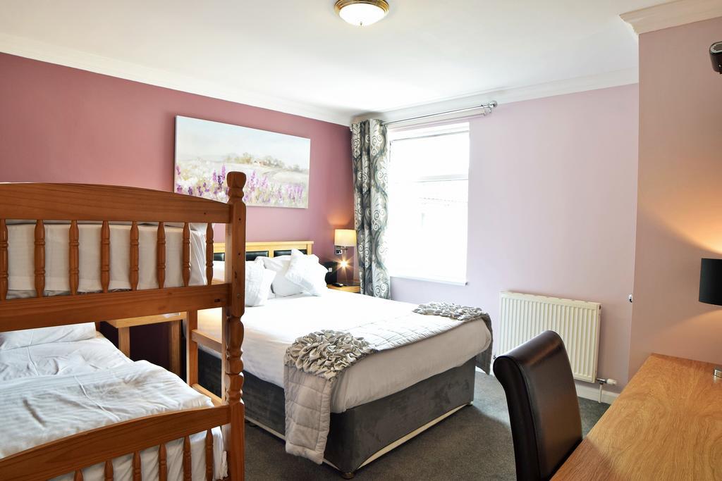 Hotel Dovedale And Restaurant