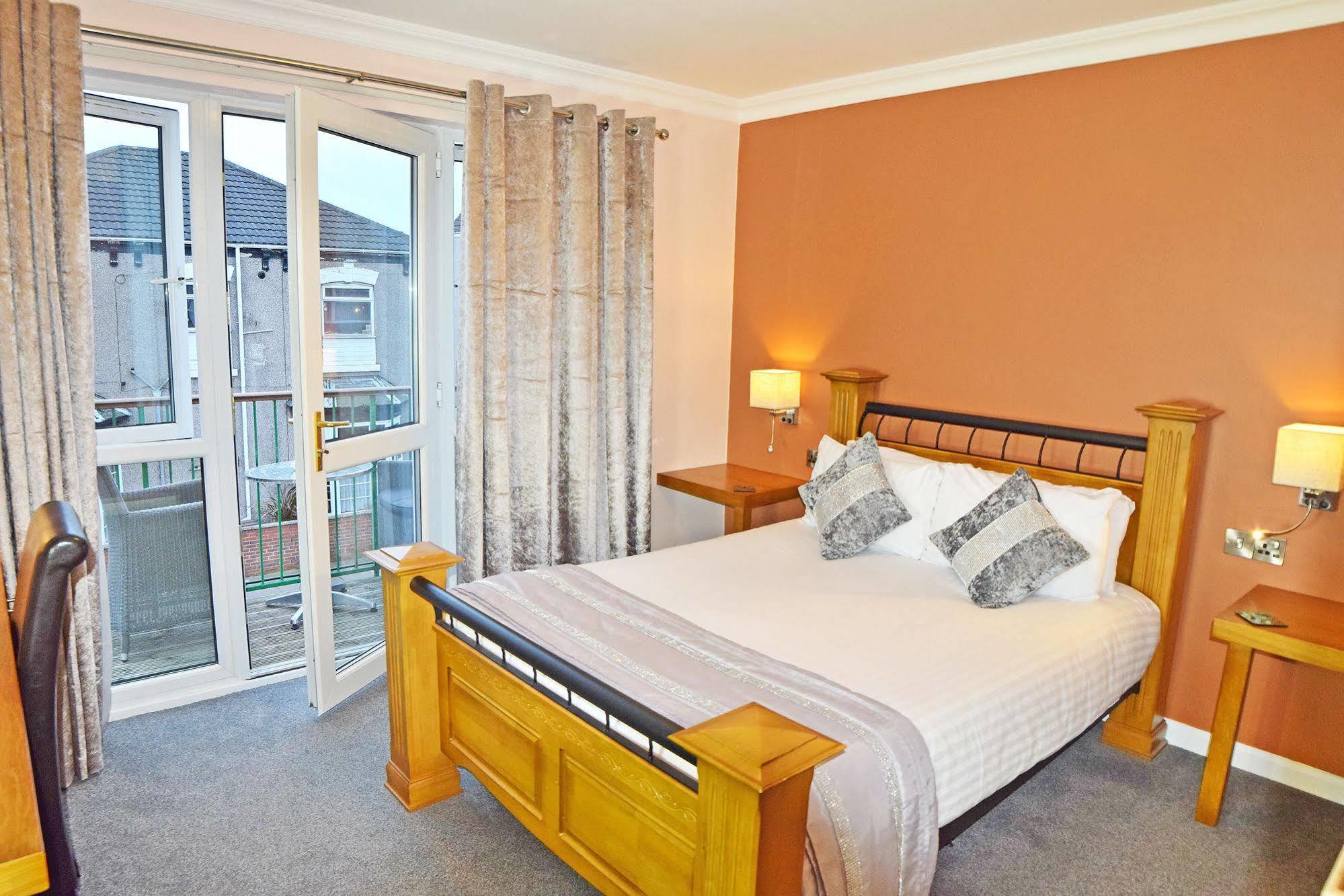 Hotel Dovedale And Restaurant Cleethorpes